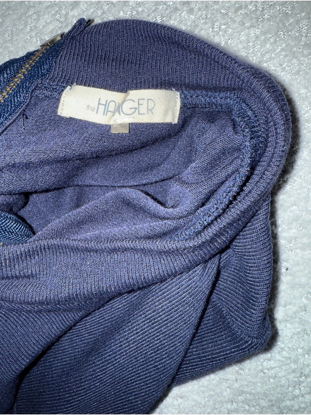 The Hanger Ribbed Navy Midi Skirt Set – Medium - Picture 8 of 9